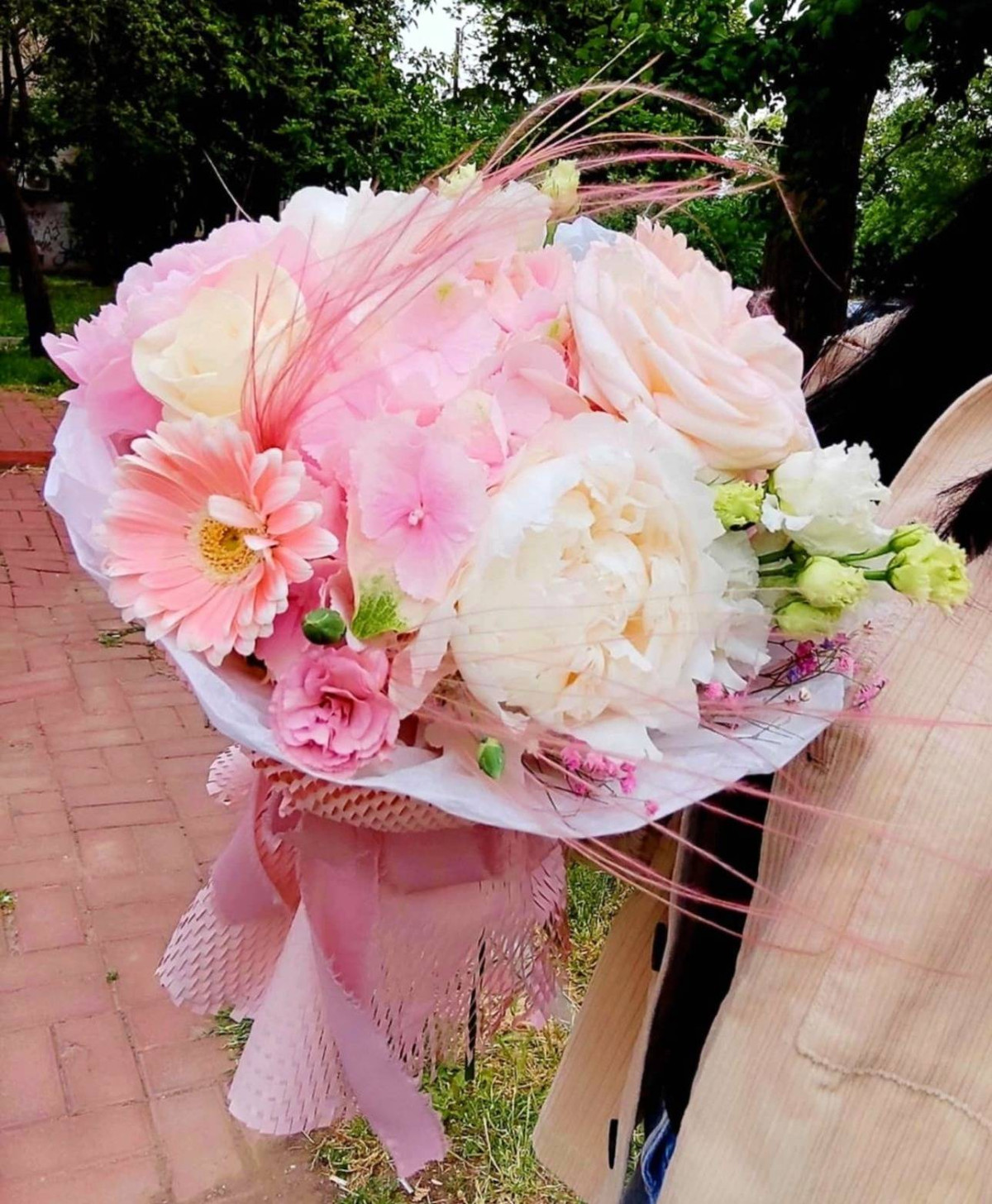 Buchet Bujori Model 2