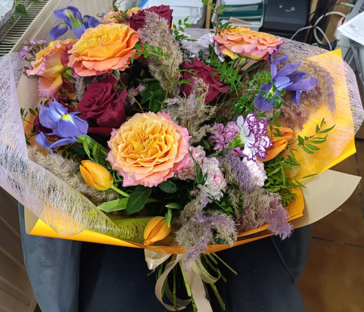 Buchet Pastel cu Mix de Flori