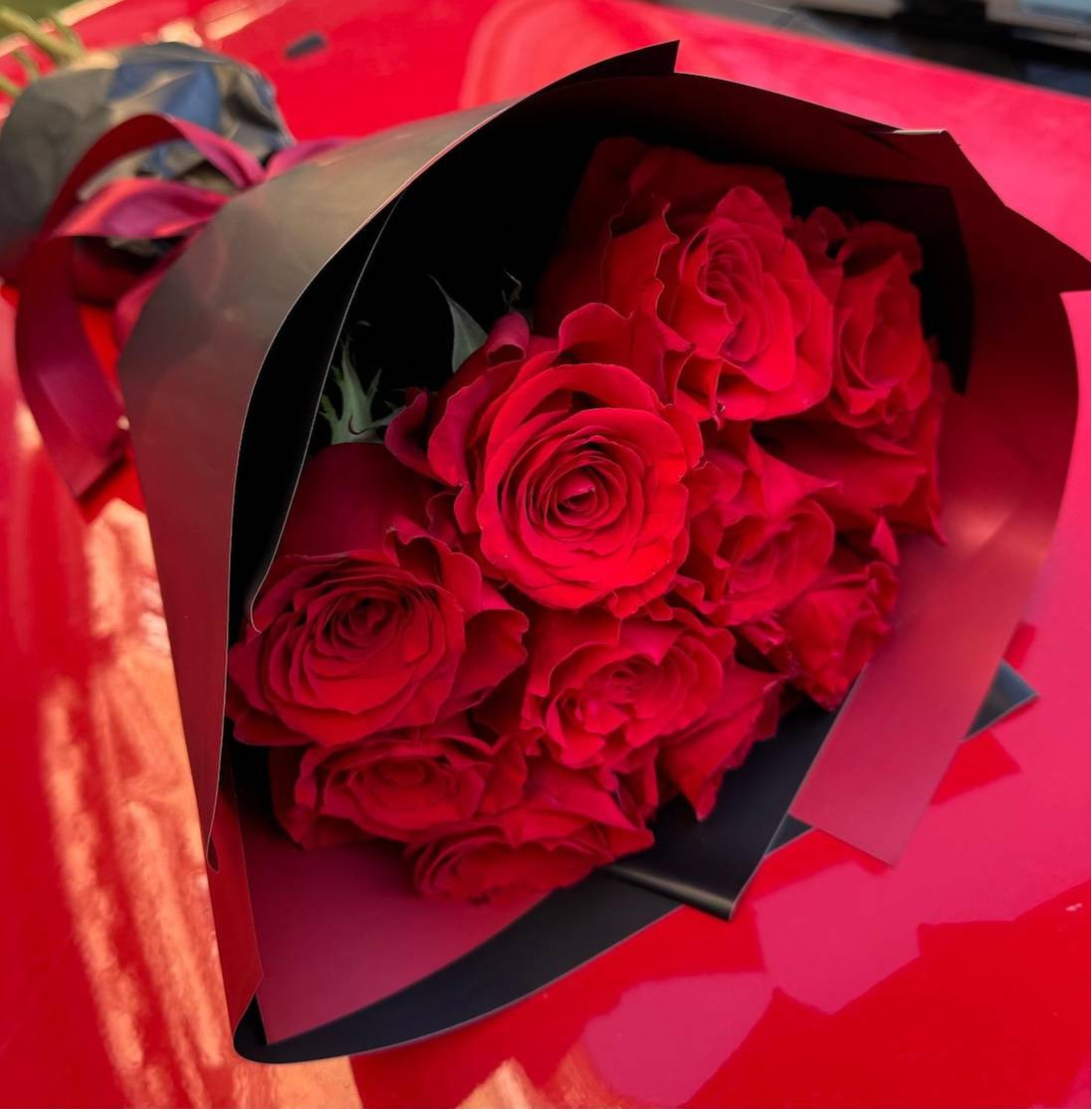 Buchet Romantic cu 31 Fire de Trandafiri Roșii